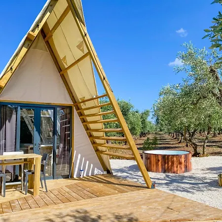 Luxury tent A-luxury Glamping By La Mignola