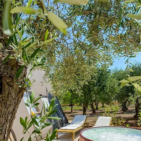 Luxury tent A-luxury Glamping By La Mignola