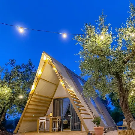Luxury tent A-luxury Glamping By La Mignola *