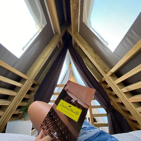 A-luxury Glamping By La Mignola Luxury tent *